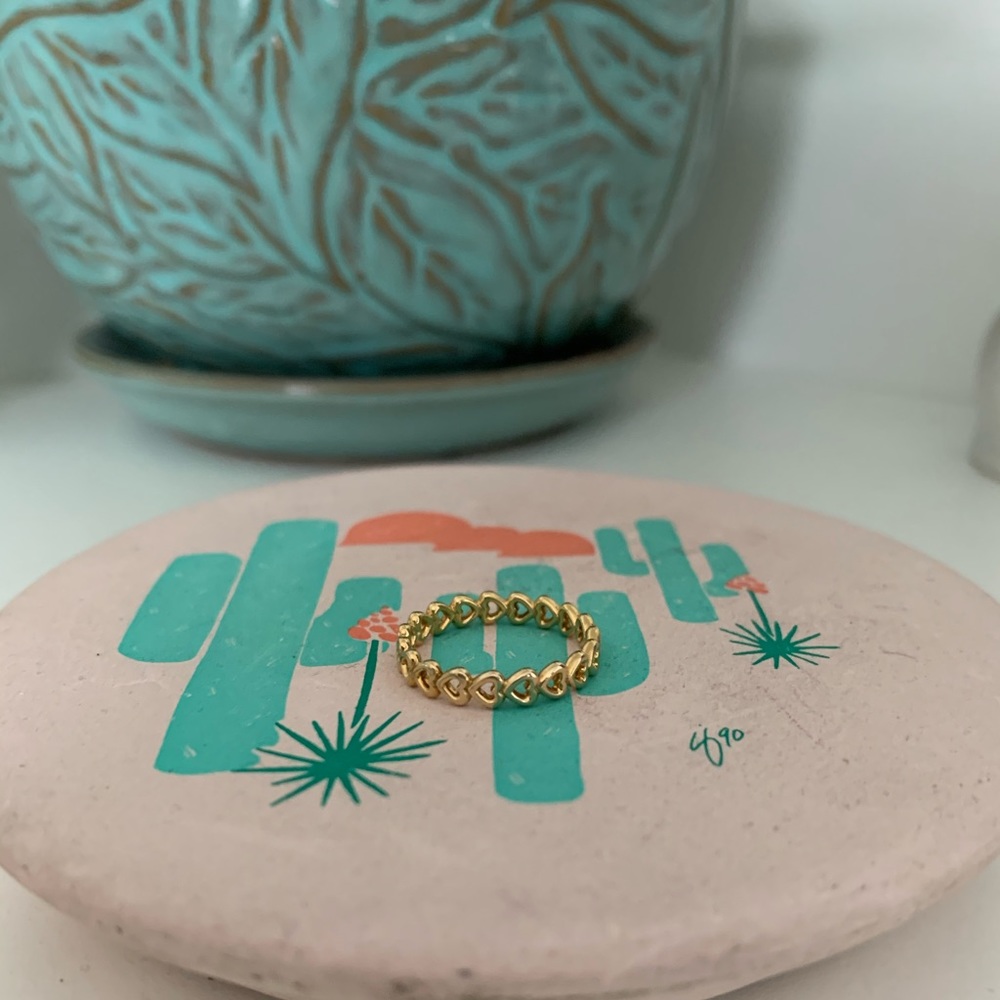 Pandora ring